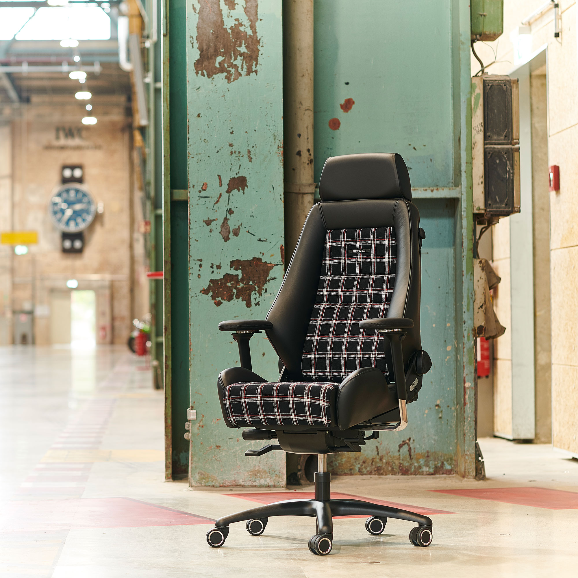 RECARO Classic LX Office Sport Seat