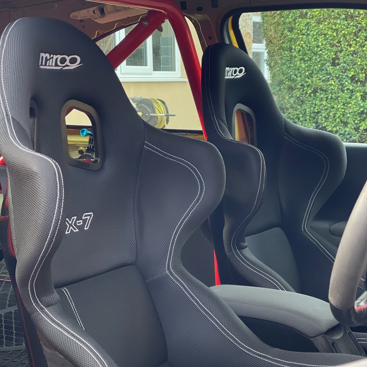 Customer Track Car Fitted With Mirco RTX-7 Seats