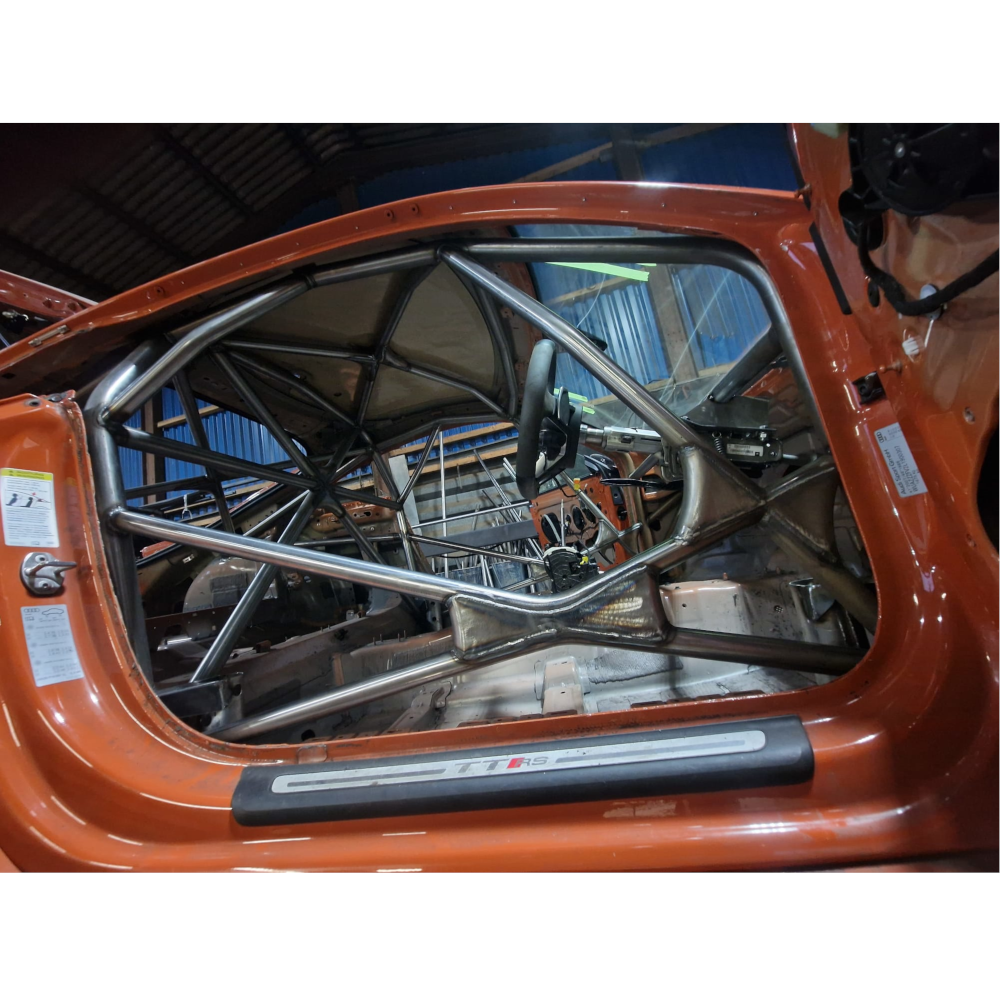 Audi TT MK3 DIY Multipoint Cage Kit fitted view