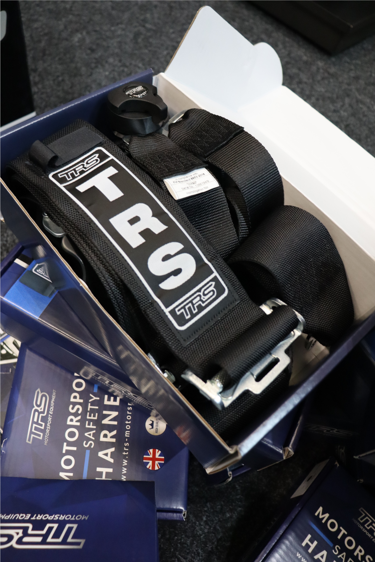 Road Legal Belts vs. FIA Motorsport Harnesses: What You Need to Know for UK MOT Compliance