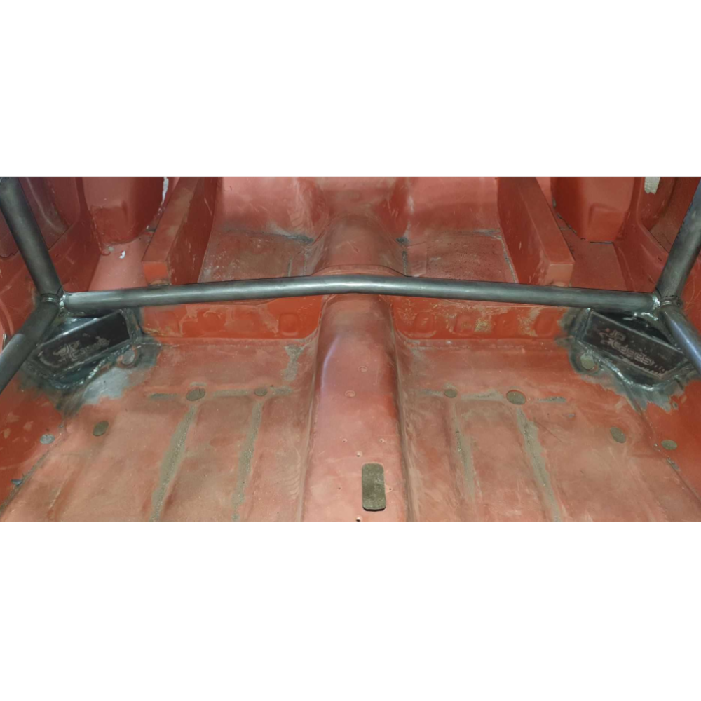 Ford Escort MK1 DIY Multipoint Cage Kit fitted view