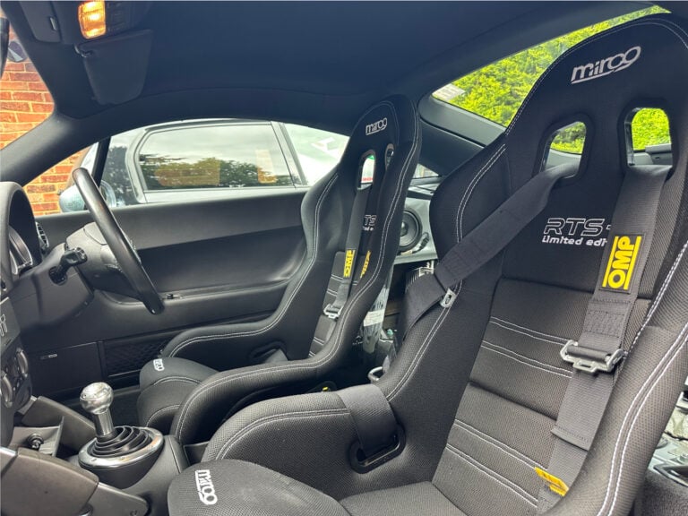 Audi TT Mk1 with Mirco RTS-2 Seats, A Track-Ready Build