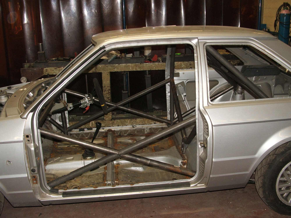 ford-escort-mk3-4-fe-3-01t-ford-escort-mk3-4-multipoint-t45-roll-cage-kit-image-04-gsm-performance