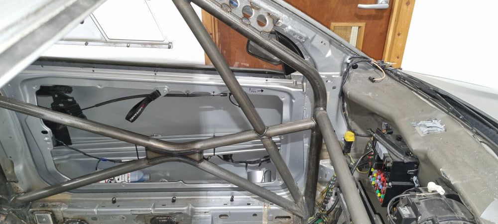 ford-fiesta-ff-05t-ford-fiesta-mk-5-6-inc-st150-international-multipoint-t45-roll-cage-kit-fia-msuk-certificated-image-05-gsm