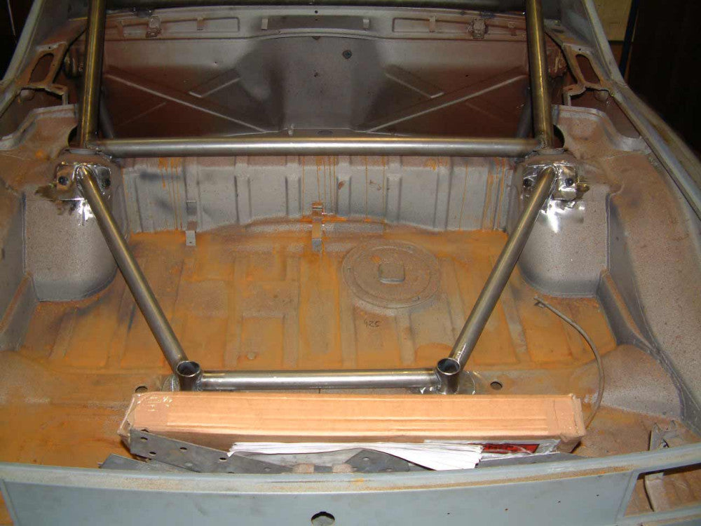 Porsche 914 Multipoint T45 Roll Cage Kit fitted view