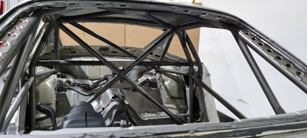 porsche-996-997-p997rgt-017-porsche-997-lightweight-international-multipoint-t45-roll-cage-kit-fia-certificated-image-07-gsm-
