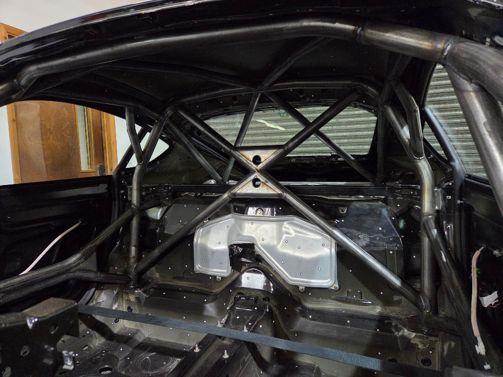 porsche-cayman-pc-016t-2-porsche-cayman-multipoint-t45-roll-cage-kit-image-07-gsm-performance