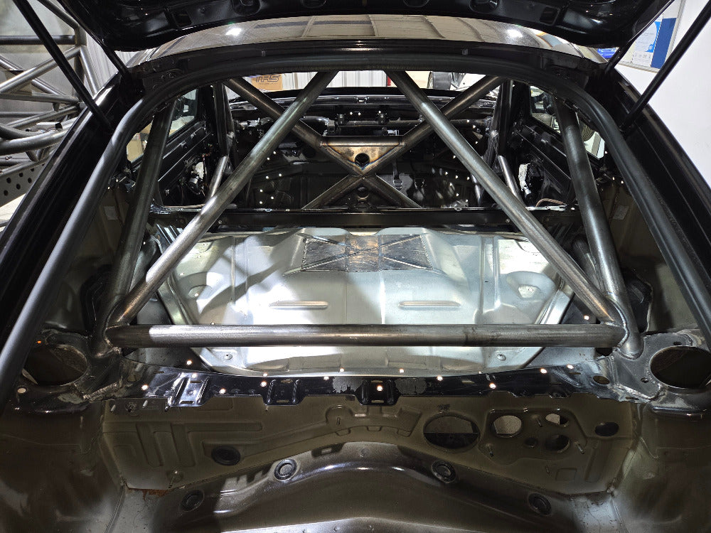 porsche-cayman-pc-016t-2-porsche-cayman-multipoint-t45-roll-cage-kit-image-09-gsm-performance