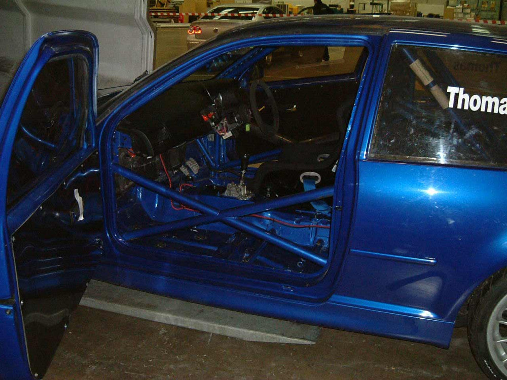 Custom Cages Volkswagen Golf Mk4 R32 Multipoint CDS Roll Cage Kit image 5