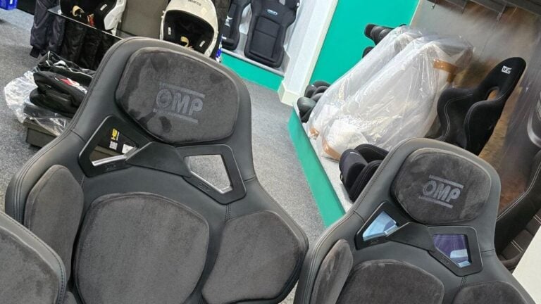 Nissan GTR Fitted With OMP RT Bucket Seats