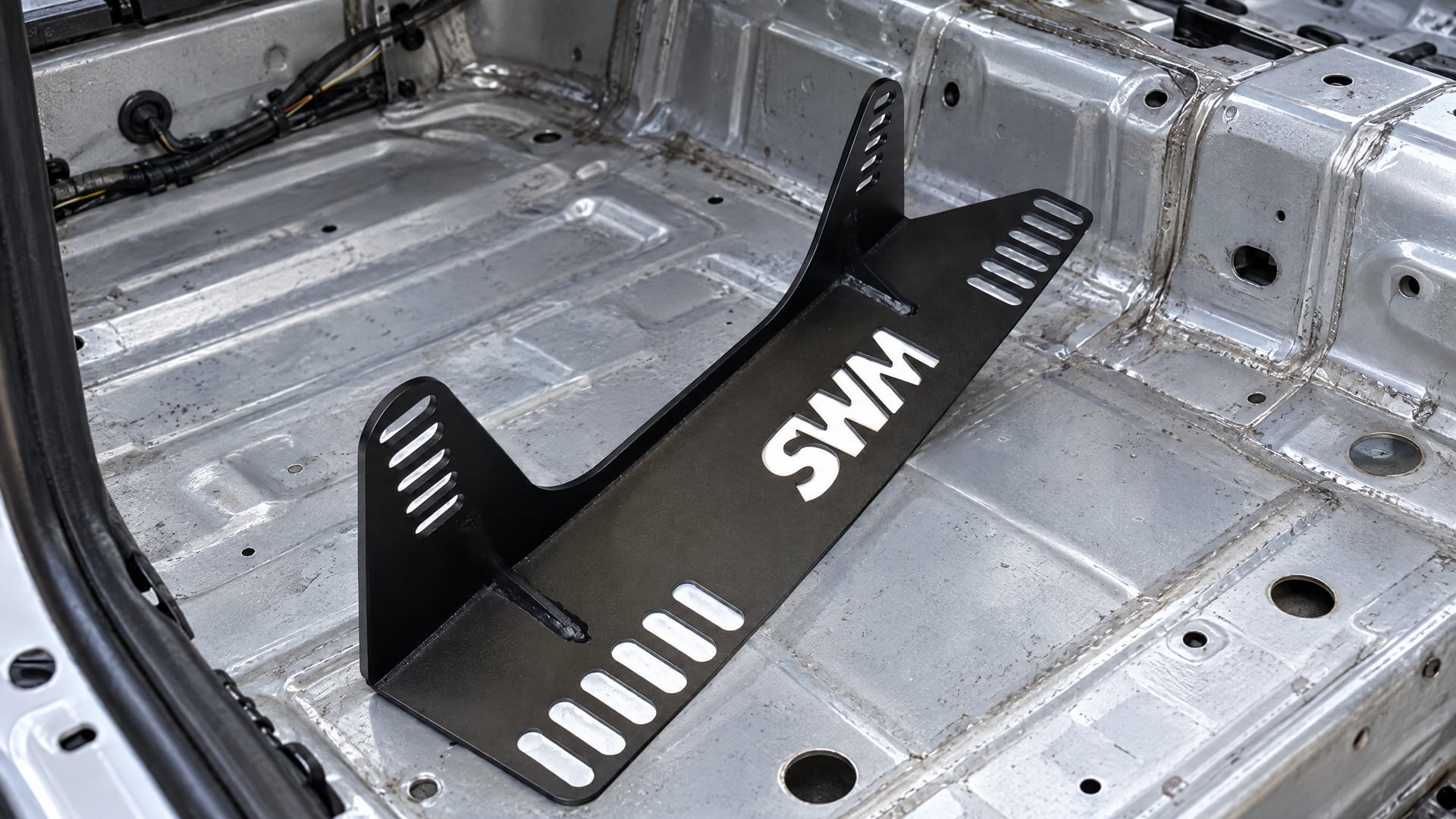 SWM seat mount