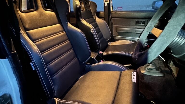 Volvo 240 Fitted With Sparco R100 Seats
